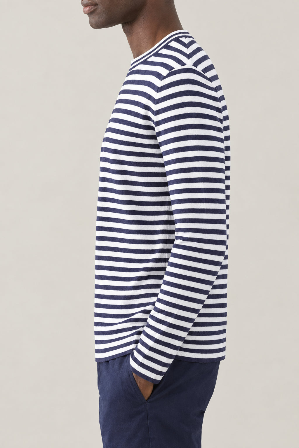 BRUNELLO CUCINELLI MEN'S NAVY STRIPED LONG-SLEEVE KNIT SWEATER