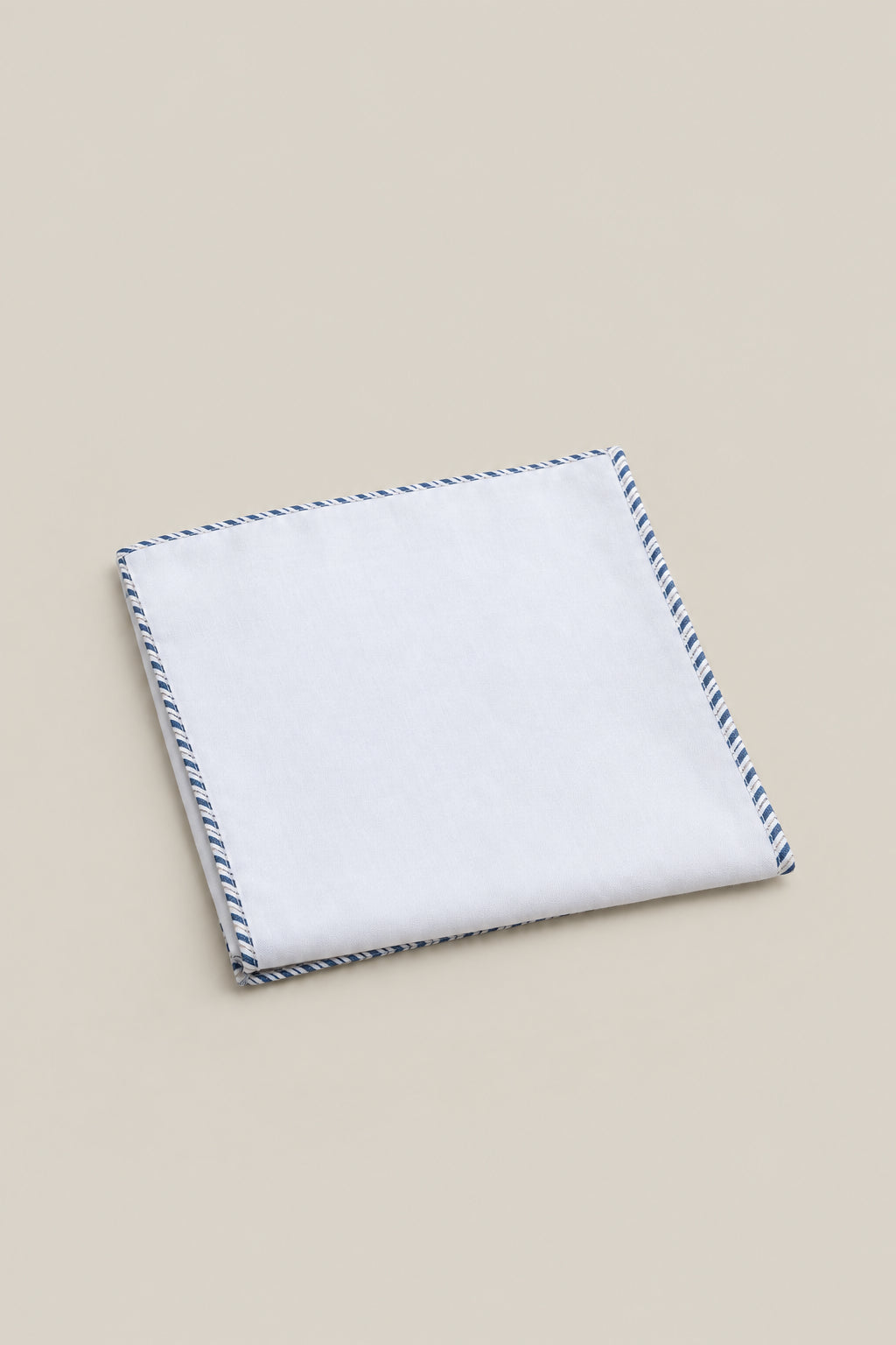 BRUNELLO CUCINELLI MEN'S WHITE COTTON POCKET SQUARE