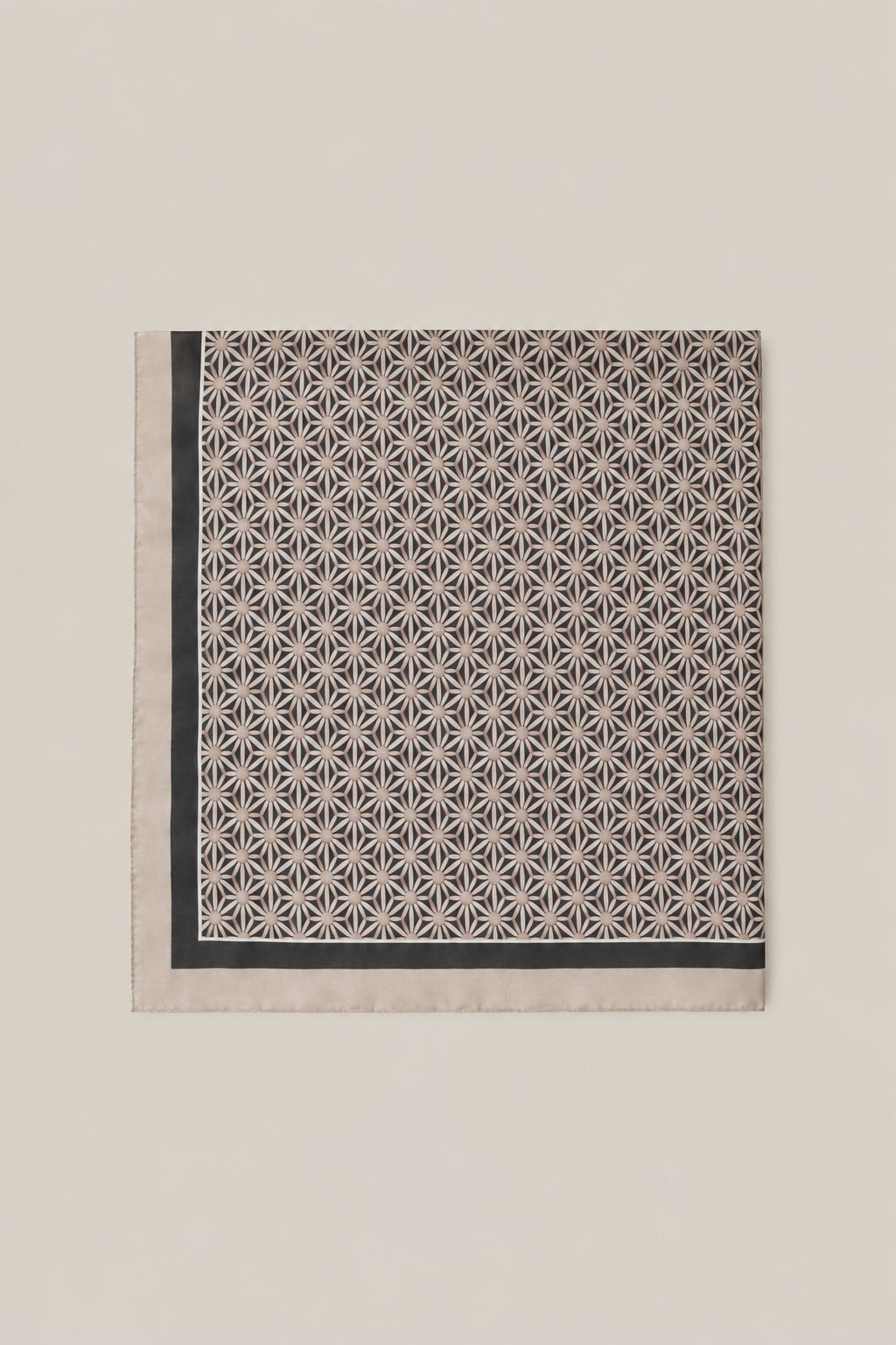 BRUNELLO CUCINELLI WOMEN'S ANTHRACITE BEIGE SILK PATTERNED SCARF