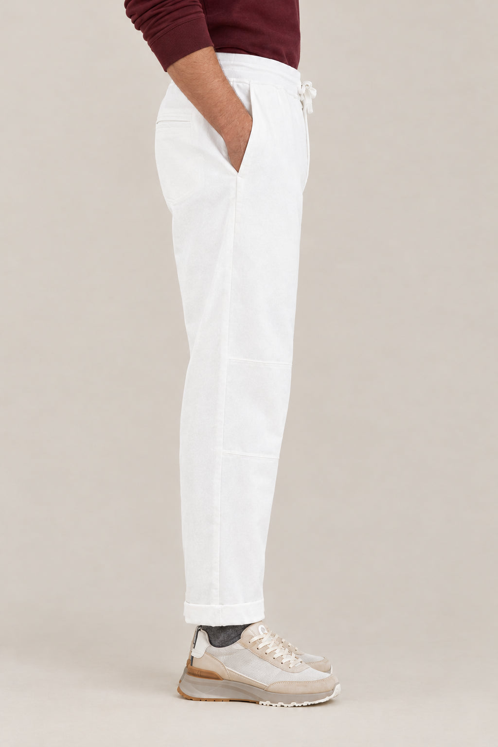 BRUNELLO CUCINELLI MEN'S OFF WHITE COTTON CASUAL TROUSERS
