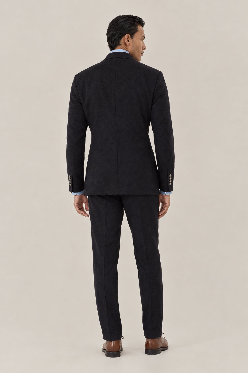 BRUNELLO CUCINELLI MEN'S BLACK WOOL DOUBLE BREASTED SUIT