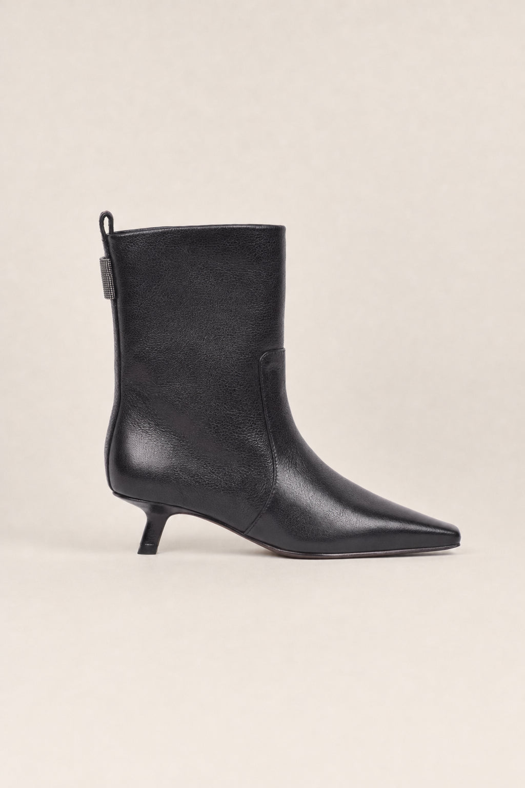 BRUNELLO CUCINELLI WOMEN'S NERO LEATHER POINTED TOE ANKLE BOOTS