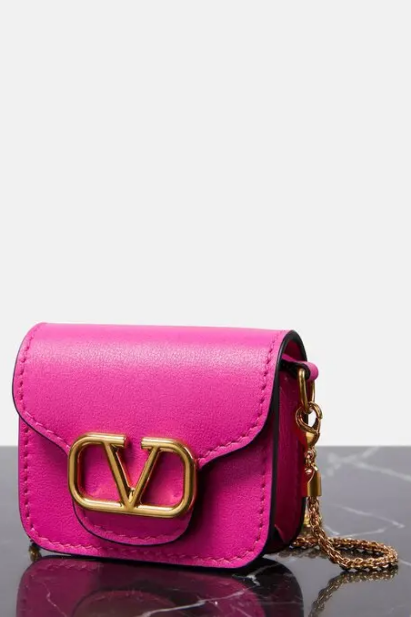 Valentino Garavani
Loco Airpods Case In Pink