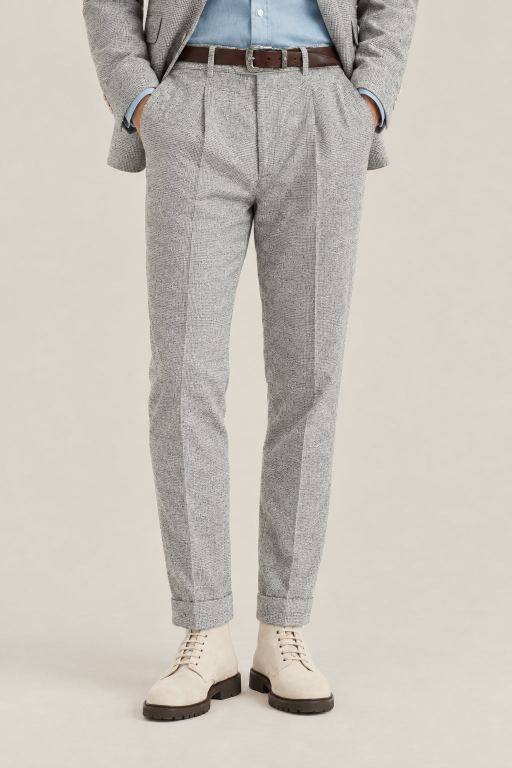 BRUNELLO CUCINELLI MEN'S LIGHT GREY SILK WOOL BLEND PLEATED TROUSERS