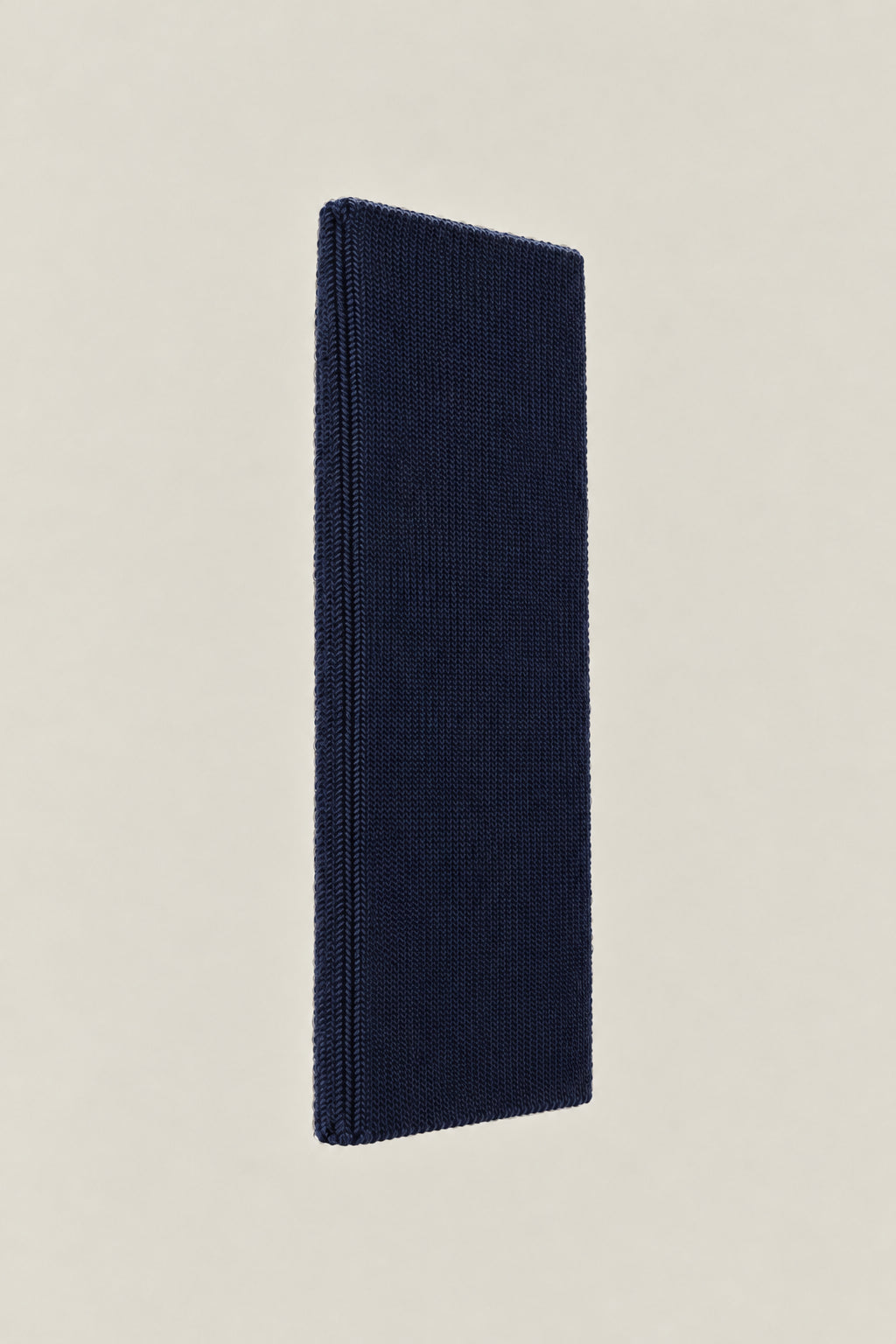 BRUNELLO CUCINELLI MEN'S NAVY DARK GREY WOOL KNIT SCARF