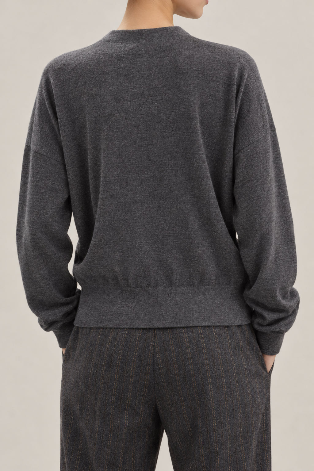 BRUNELLO CUCINELLI WOMEN'S LEAD WOOL SILK V NECK BUTTON SWEATER