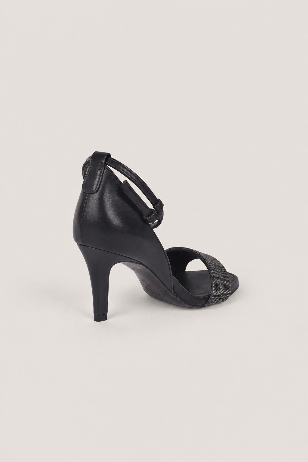 BRUNELLO CUCINELLI WOMEN'S NERO LEATHER SQUARE TOE ANKLE STRAP SANDALS