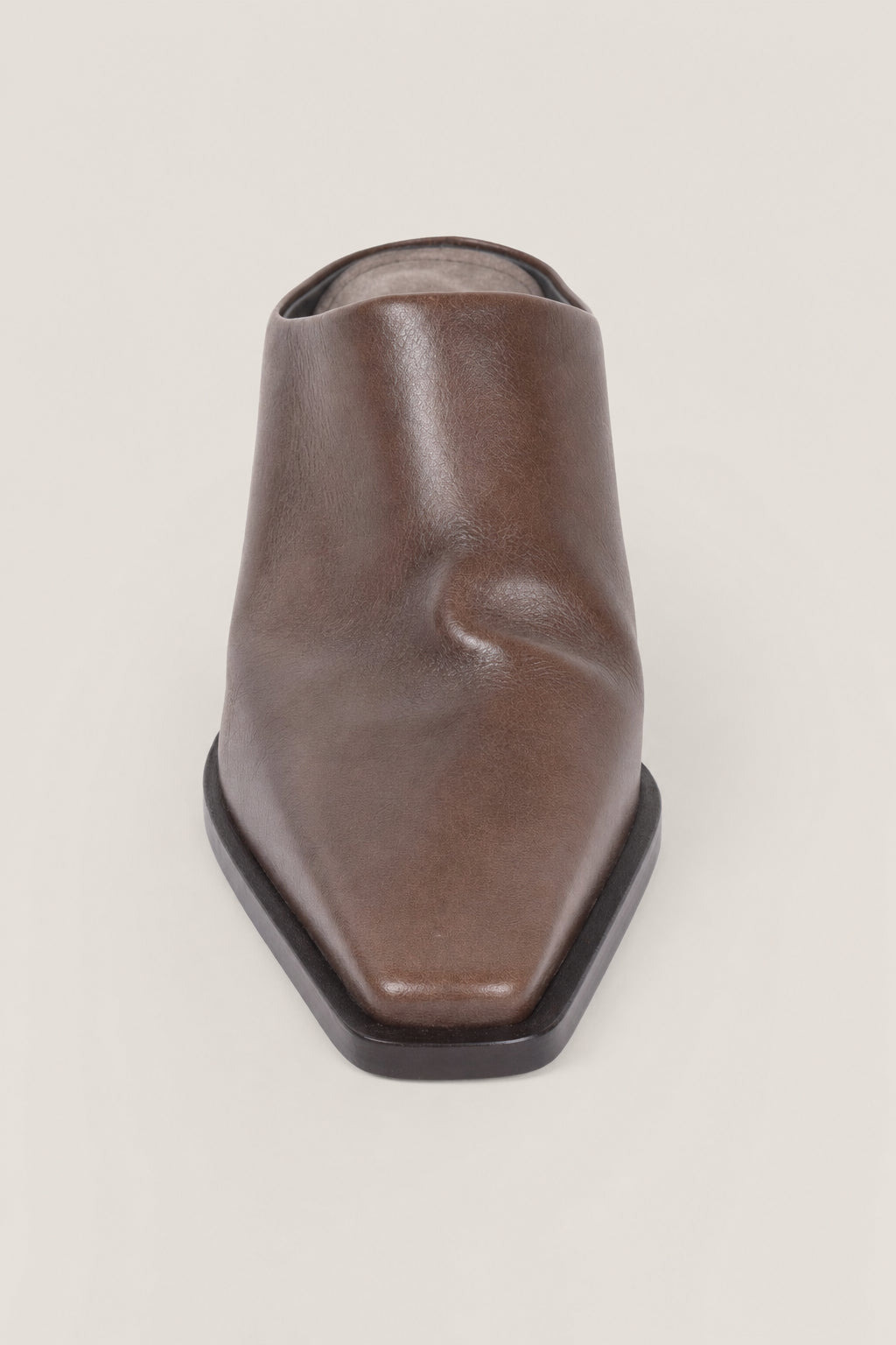 BRUNELLO CUCINELLI WOMEN'S CACAO LEATHER SQUARE TOE MULE SHOE