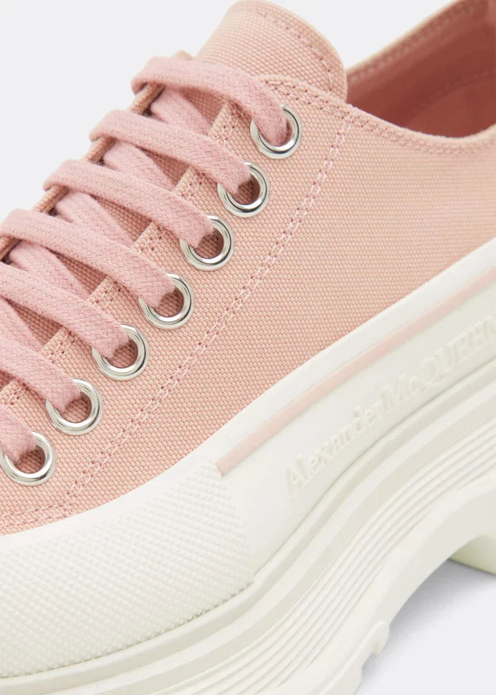Alexander McQueen Tread Slick Sneakers in Pink
