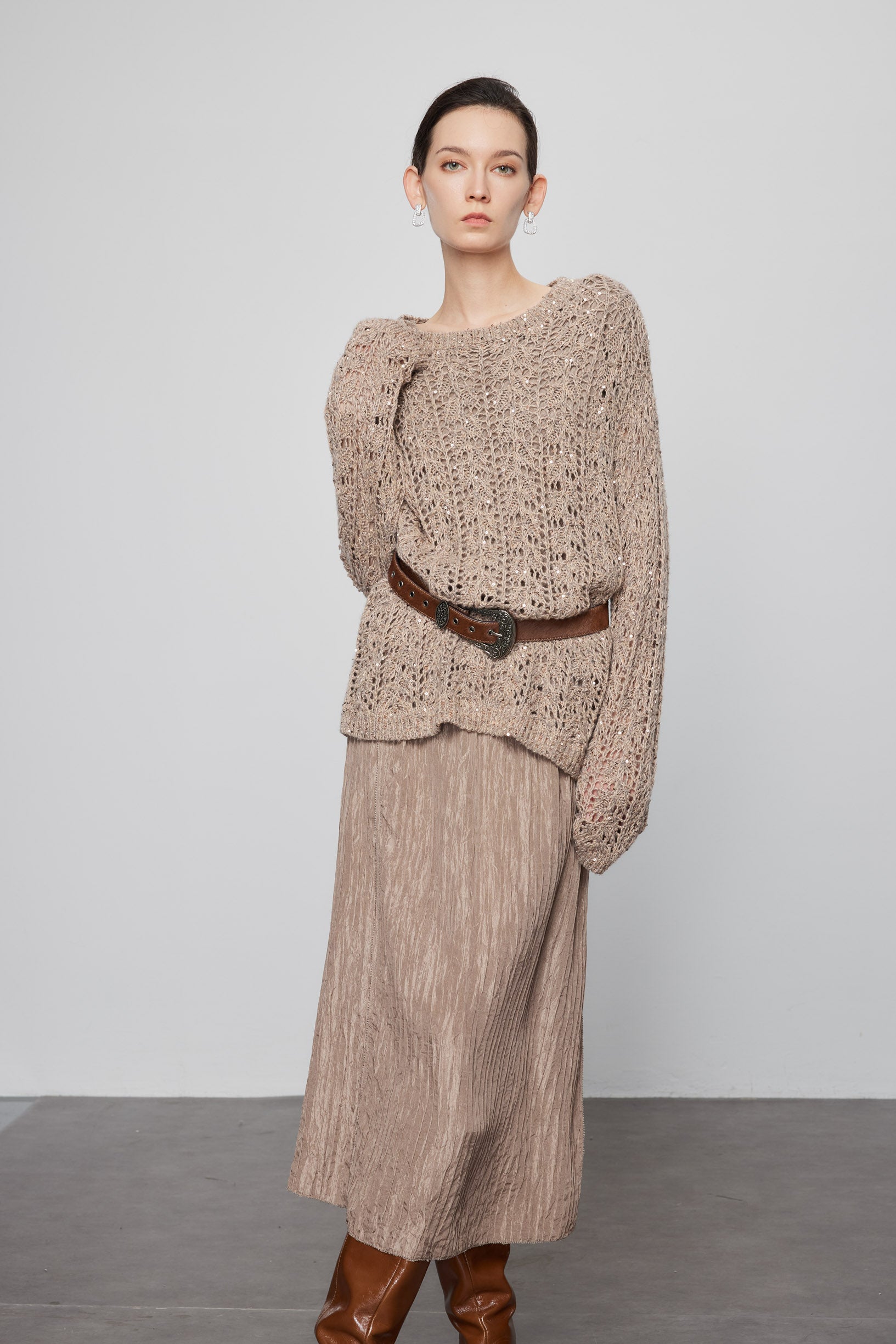 Max Simple Hand-Beaded Cashmere Pullover_Oatmeal