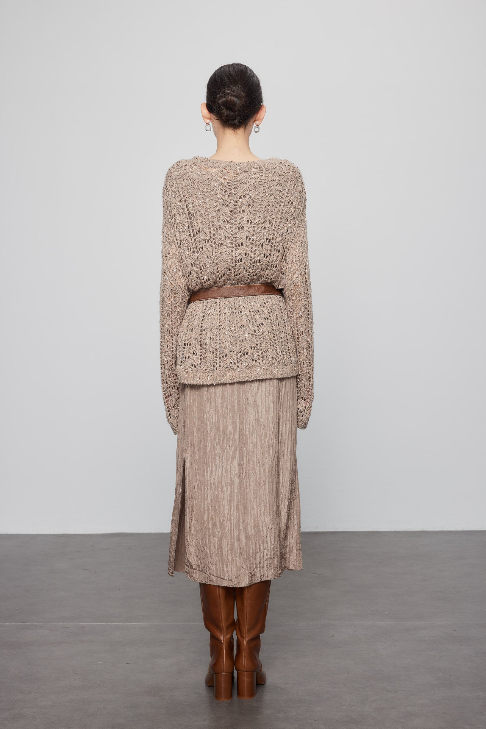 Max Simple Hand-Beaded Cashmere Pullover_Oatmeal