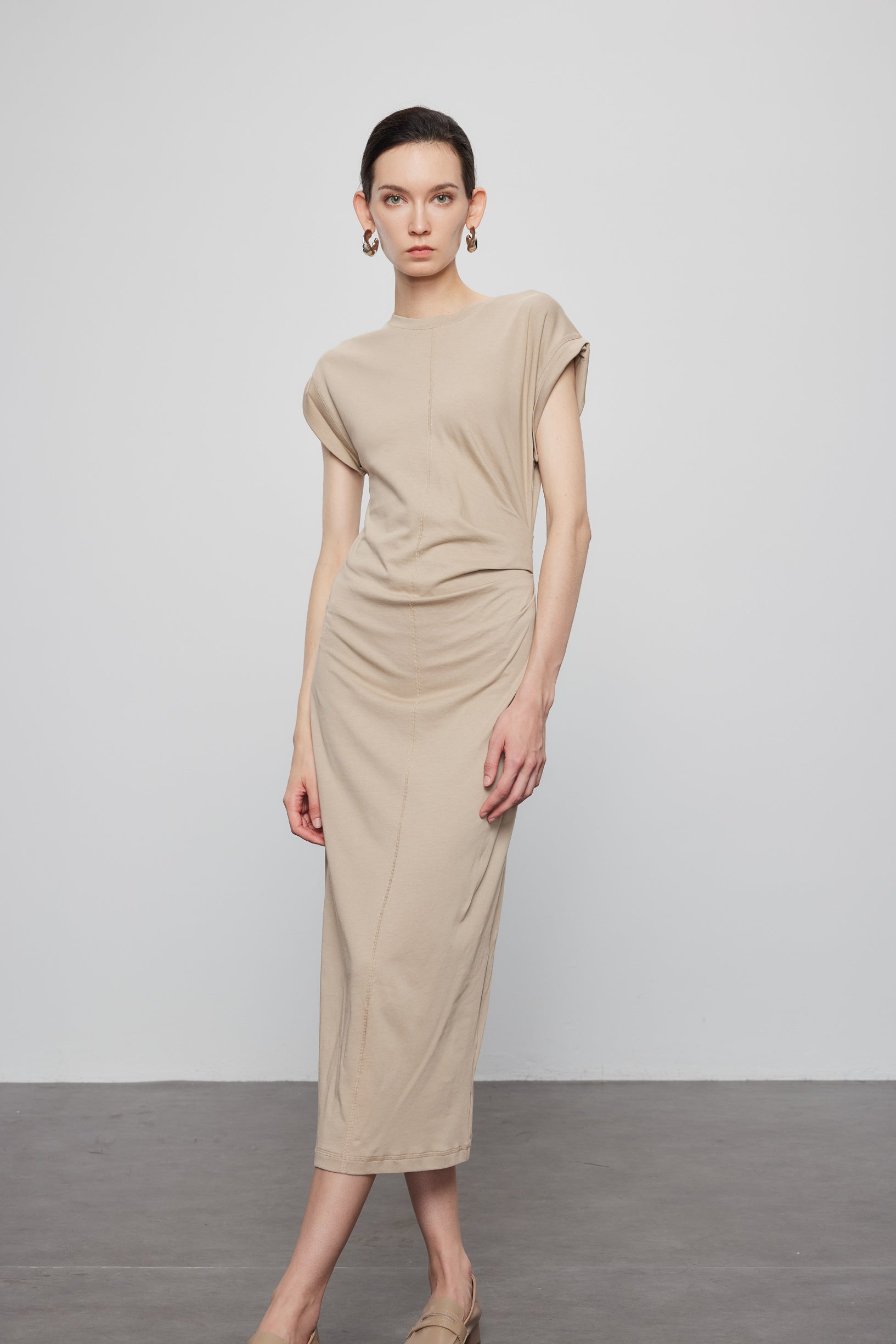 Max Simple Flutter-Sleeve Pleated Waist Dress Khaki