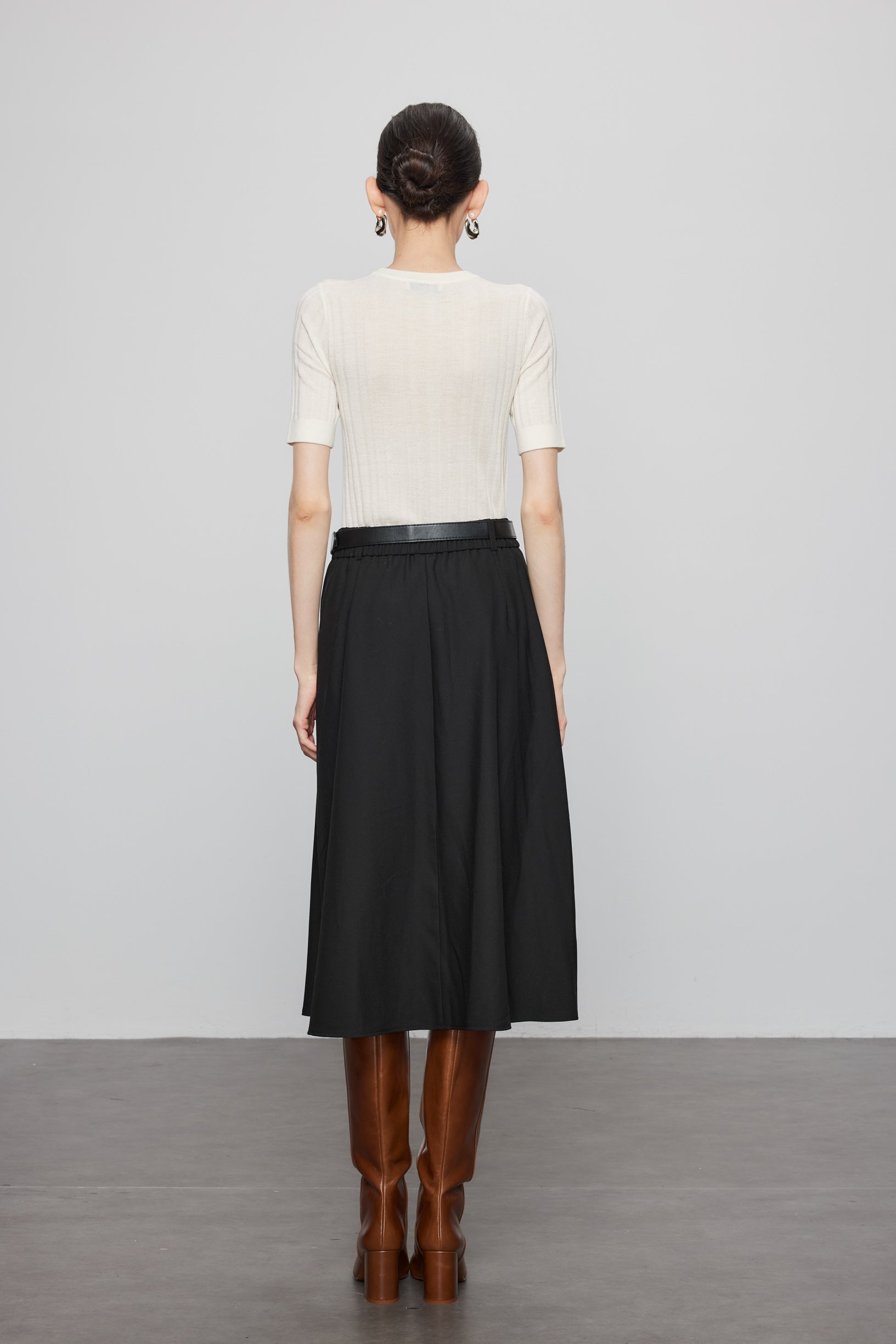 Max Simple Pleated Skirt Black