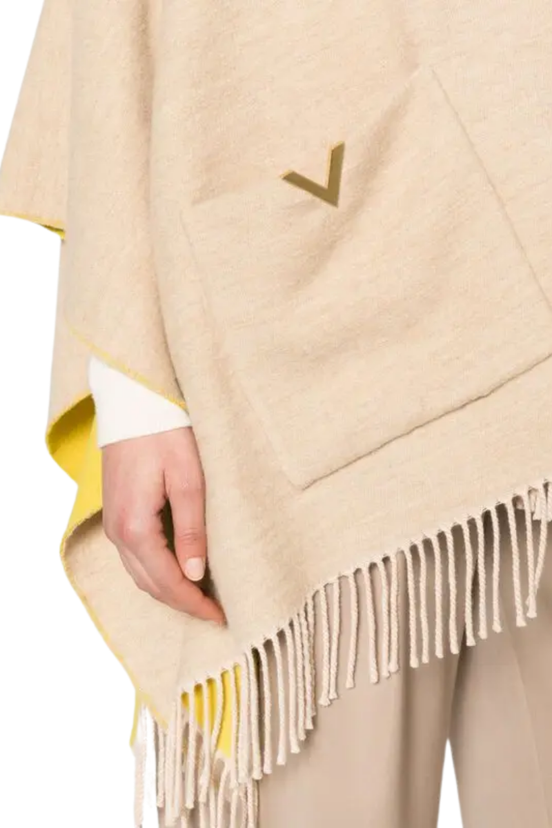 Valentino Garavani Logo-Plaque Fringe-Edge Cape In Neutrals