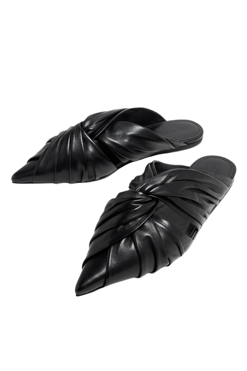 Givenchy
Twist Flat Mule_Black