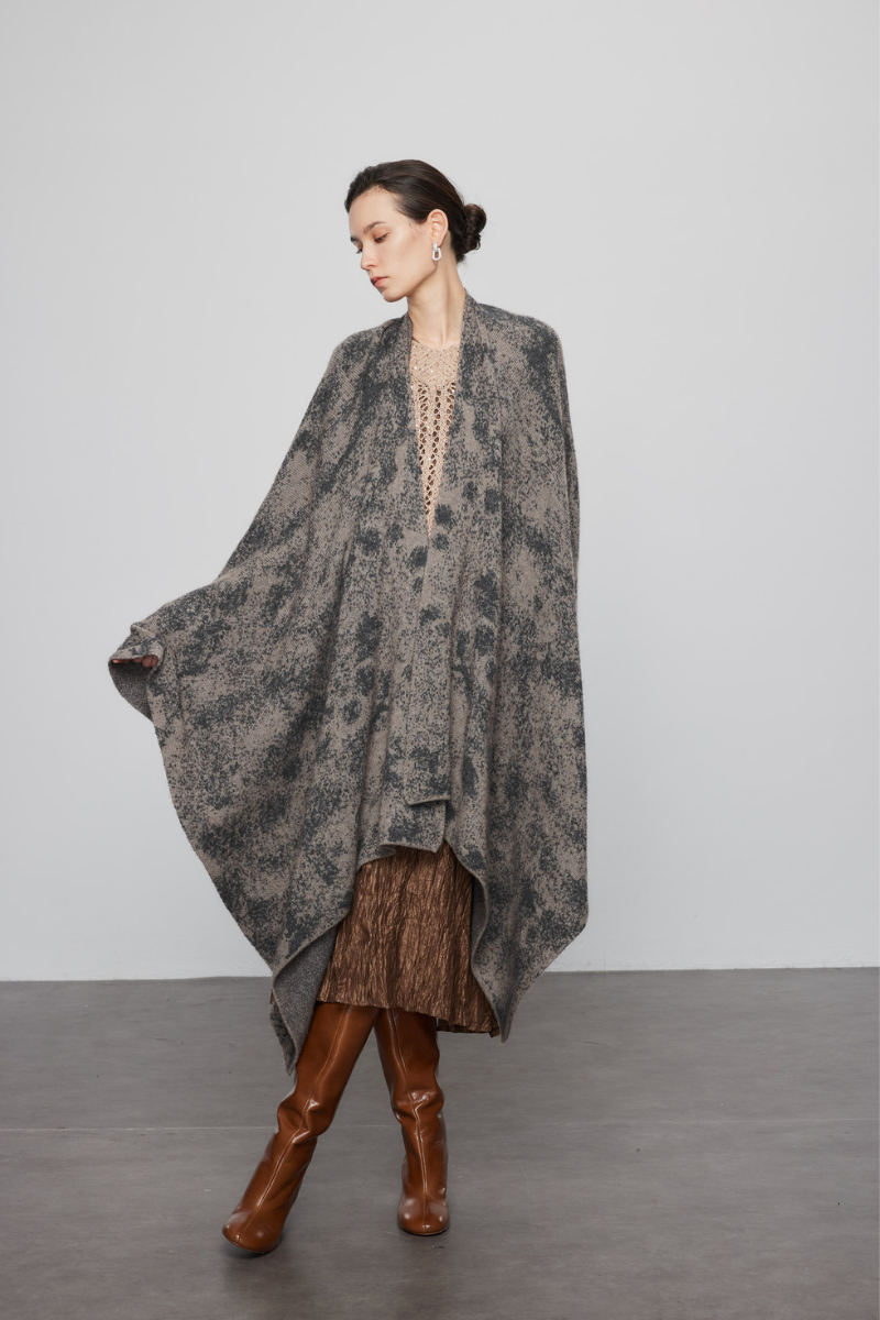 Max Simple Avant-Garde Cashmere Cape Mocca MSDK256472M