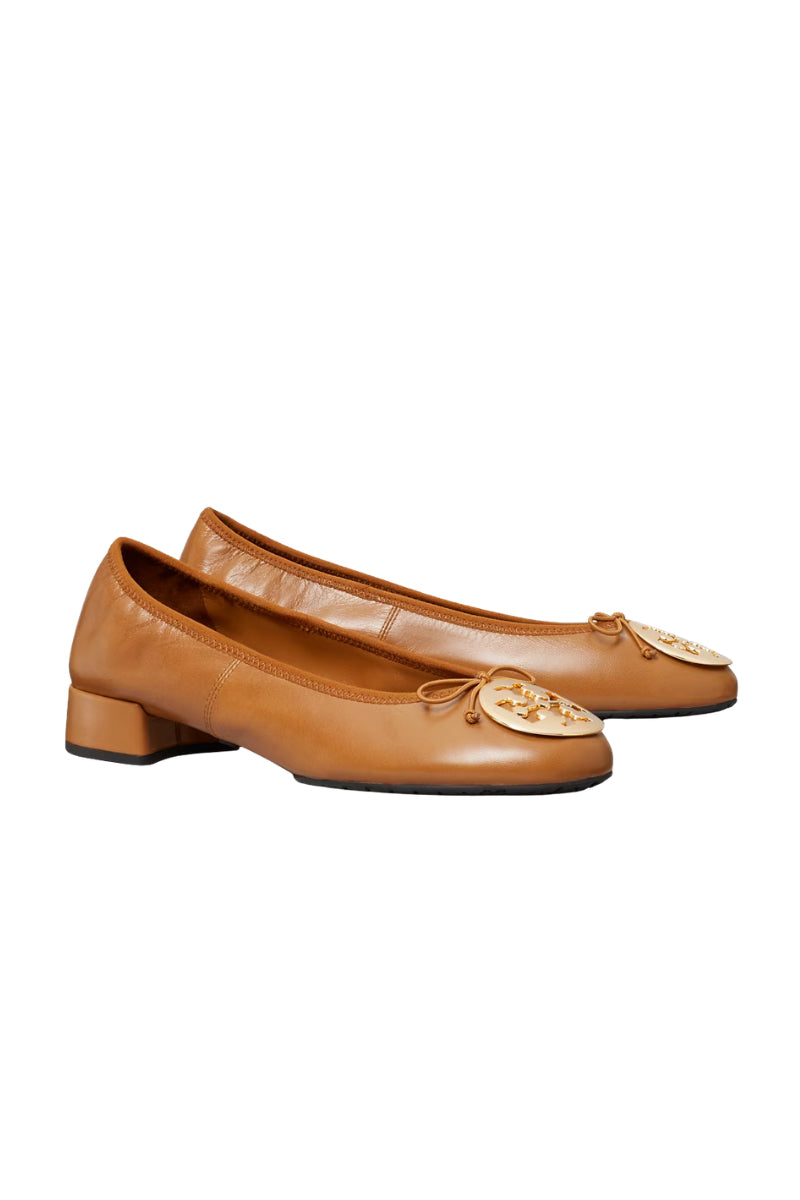 Tory Burch  Reva Heel Ballet 25Mm 
Pecan Praline / Gold 179804-246