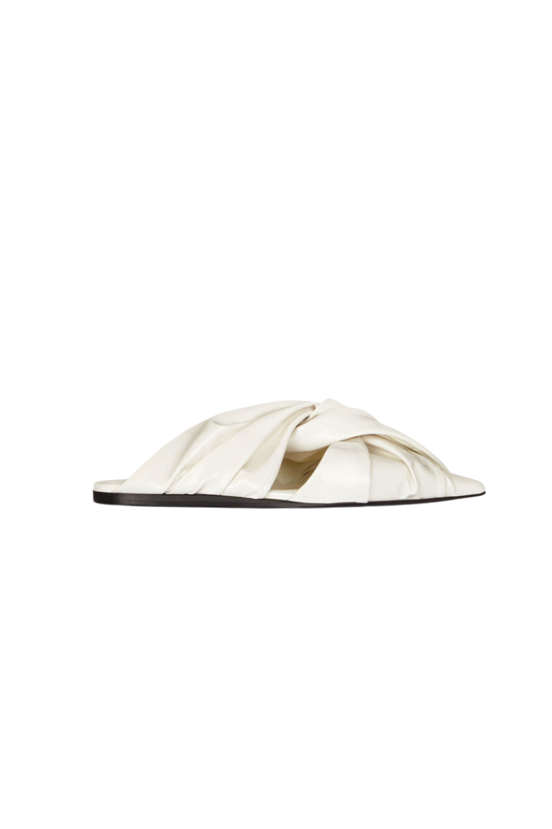 Givenchy
Twist Flat Mule_Latex