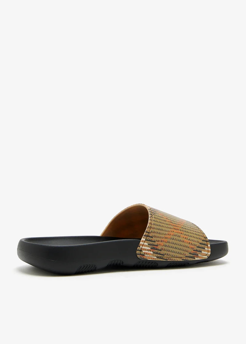 Burberry BROWN Slides Dive (M)