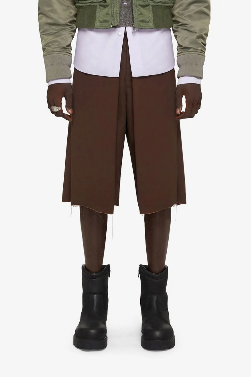 Givenchy Pleated Extra Large Chino Short_Brown