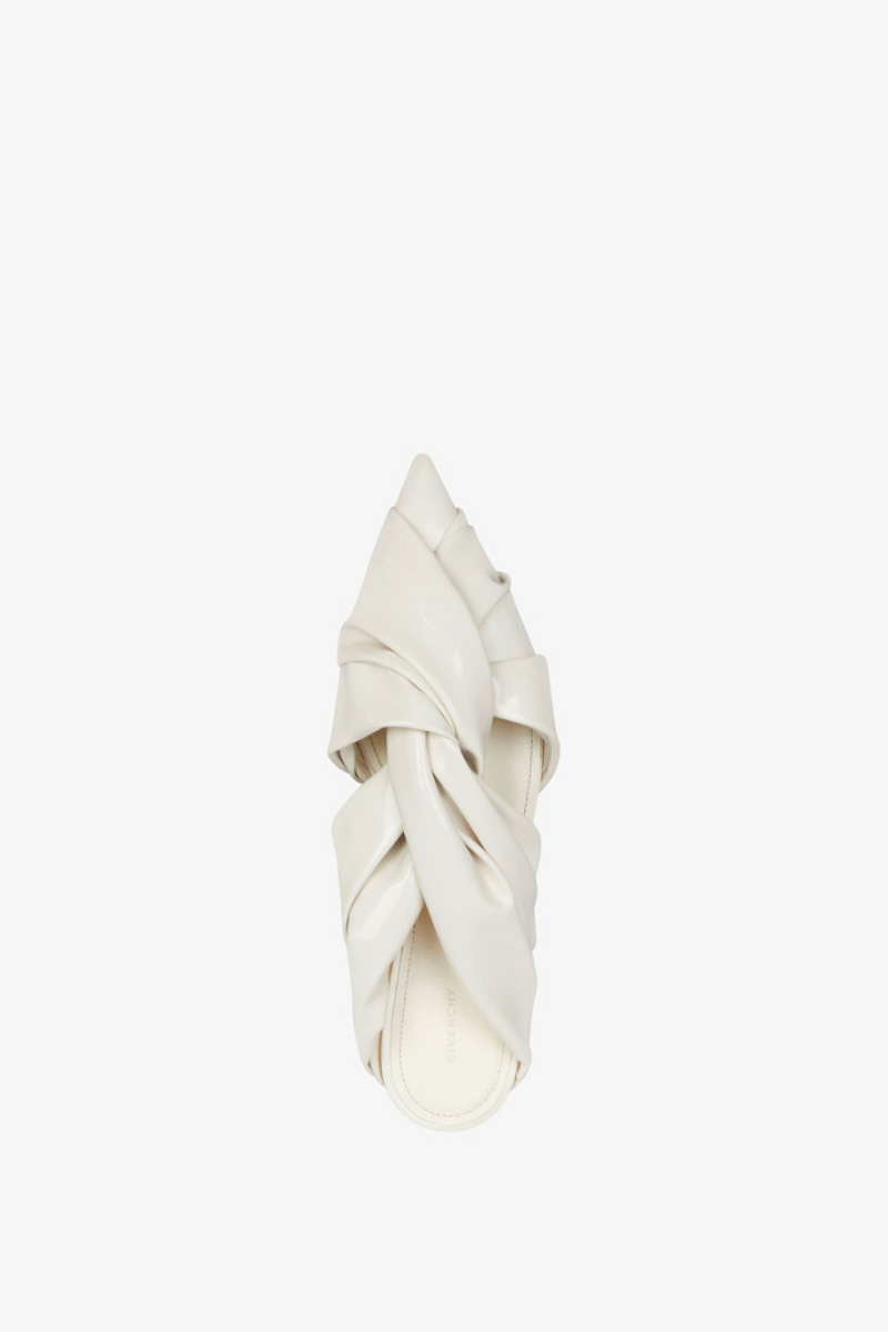 Givenchy
Twist Flat Mule_Latex