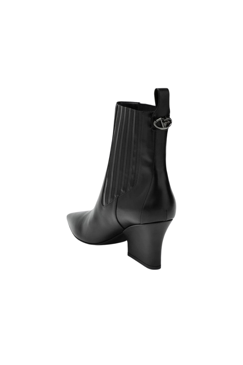 Valentino Garavani 75mm VLogo Lockette Beatle Boots In Black