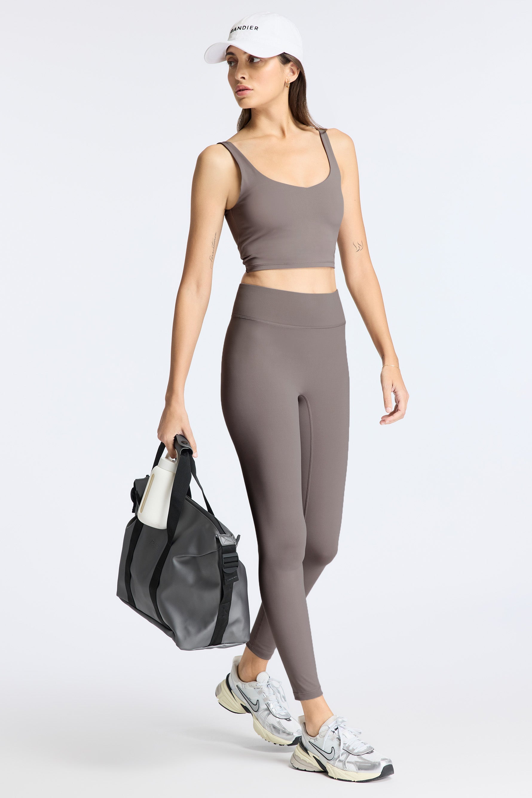 Center Stage Legging - Iron