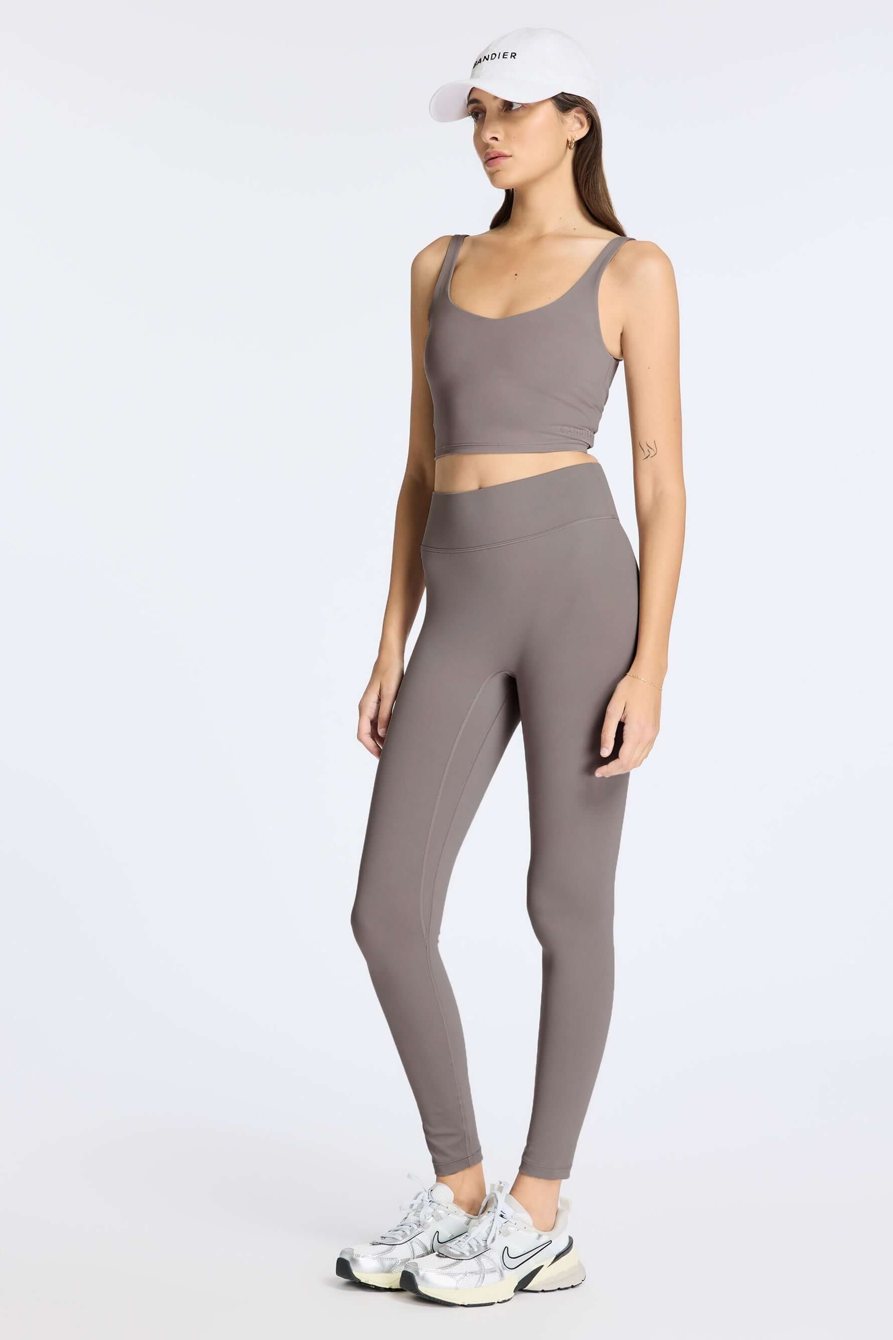 Center Stage Legging - Iron