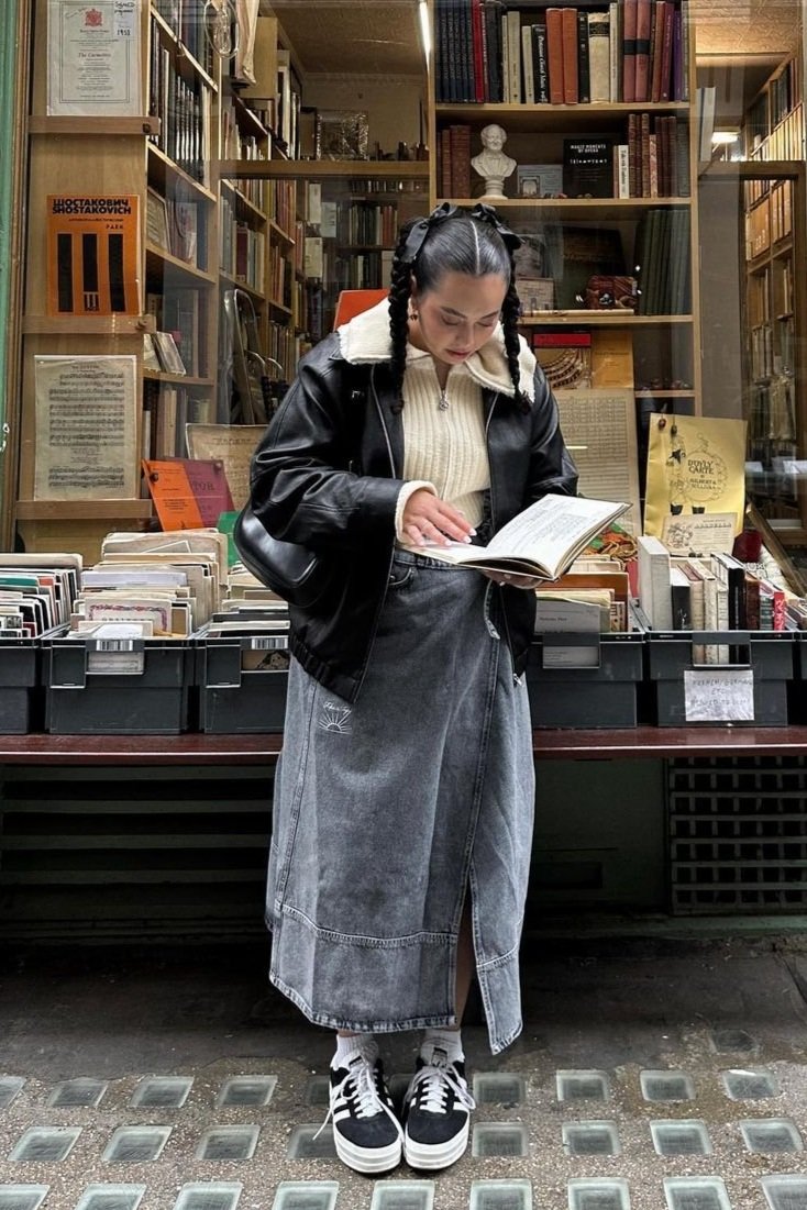 @sarita.cu in House of Sunny Low Rider Denim Skirt