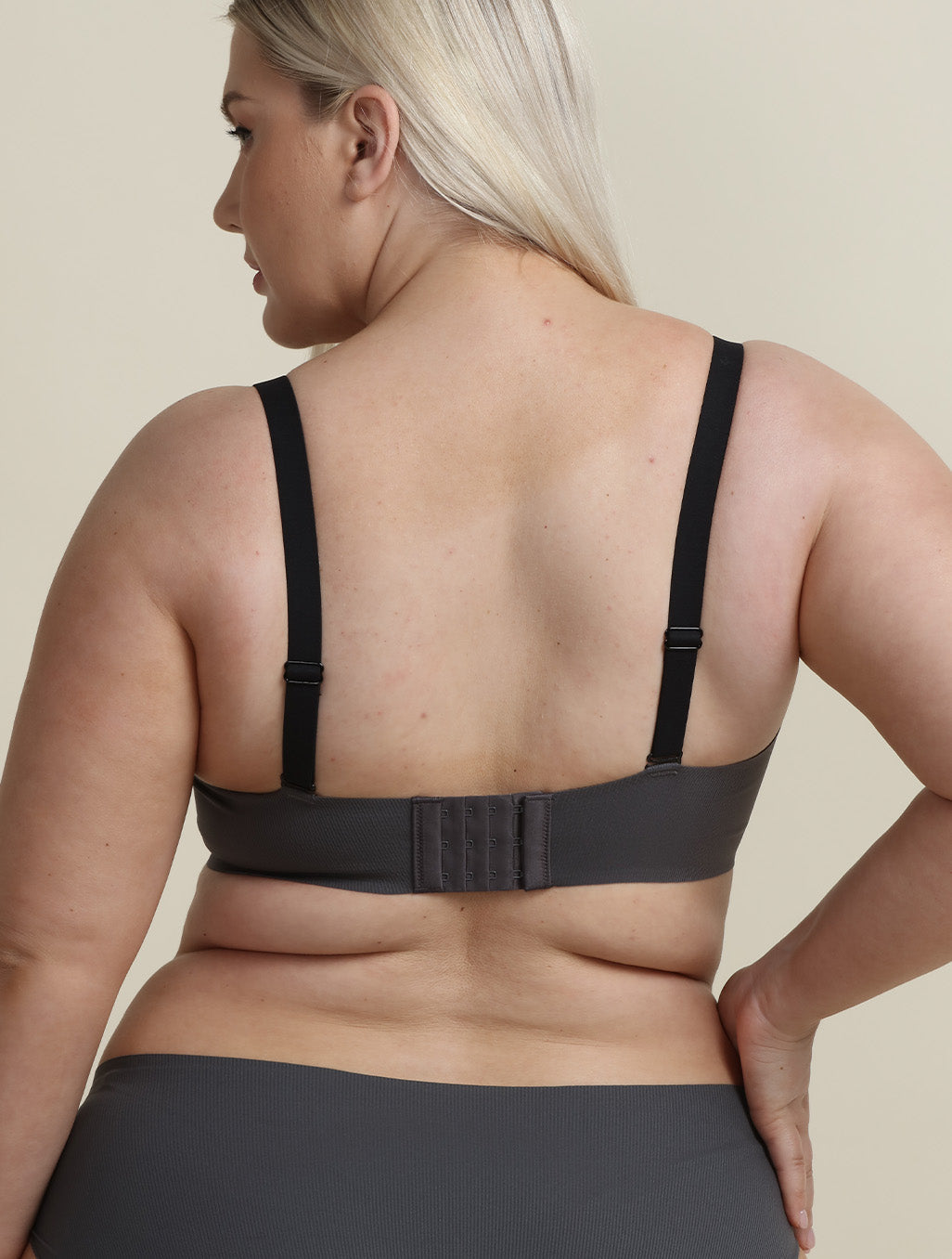 Comfelie Airlite Breathable Colored Strap Bra with Vertical Stripes