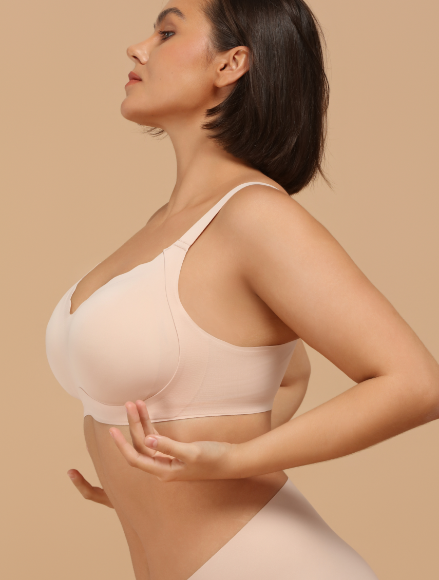 Comfelie Airlite Plunge Bra with Scallop Edges