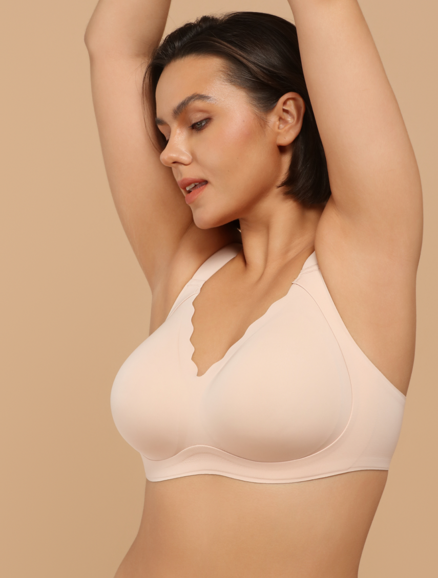 Airlite Plunge Bra with Scallop Edges