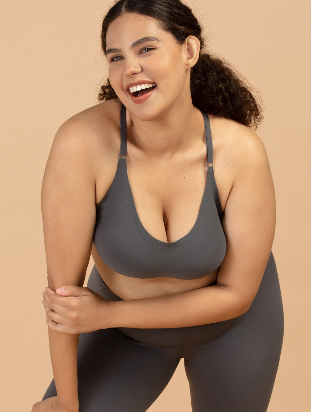 Comfelie Aero Poise Contrast Color Cross Back Sports Bra