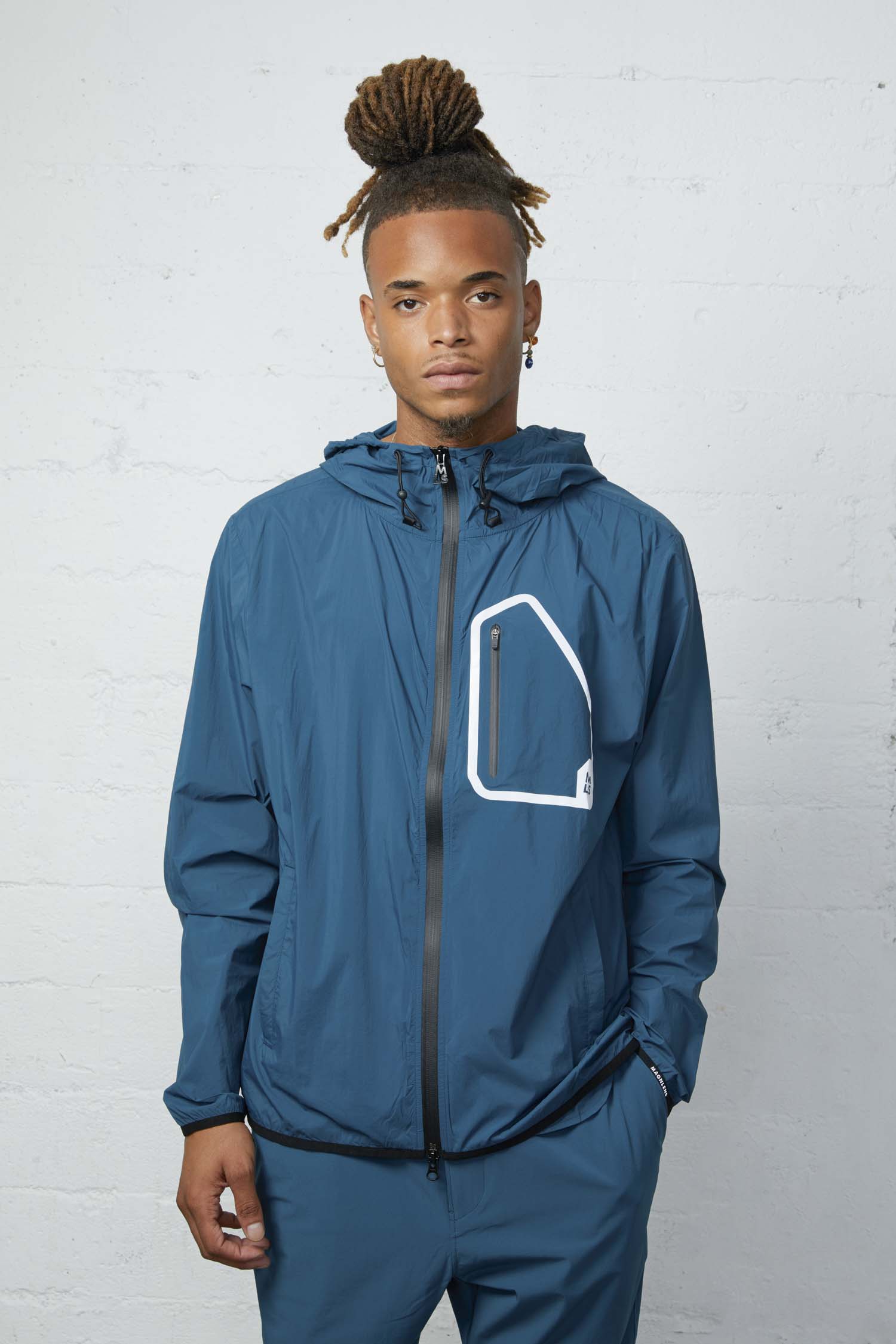 Bristol Featherweight Windbreaker