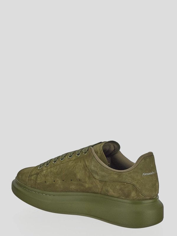 Alexander McQueen  Suede Oversized Sneaker in Green