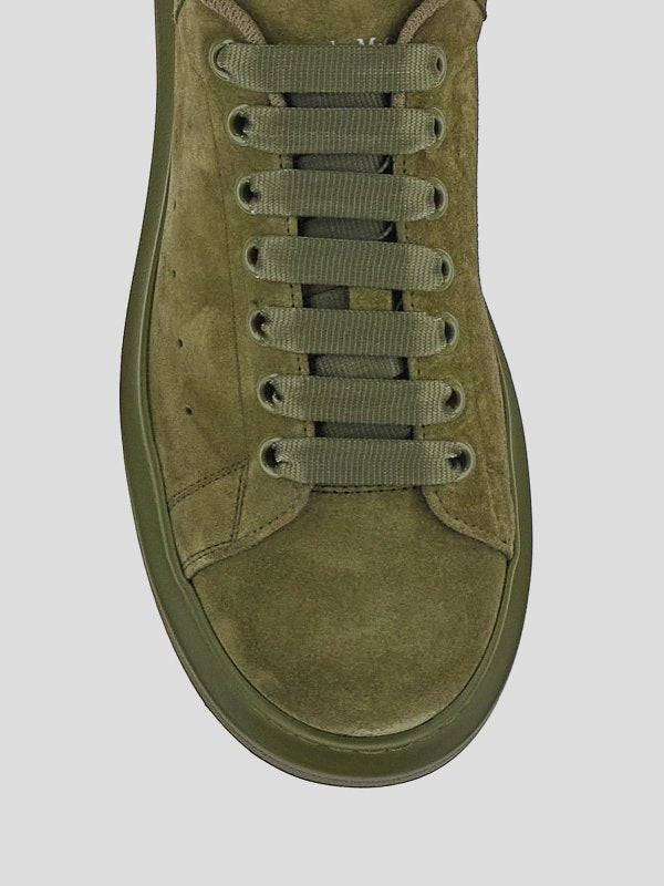 Alexander McQueen  Suede Oversized Sneaker in Green
