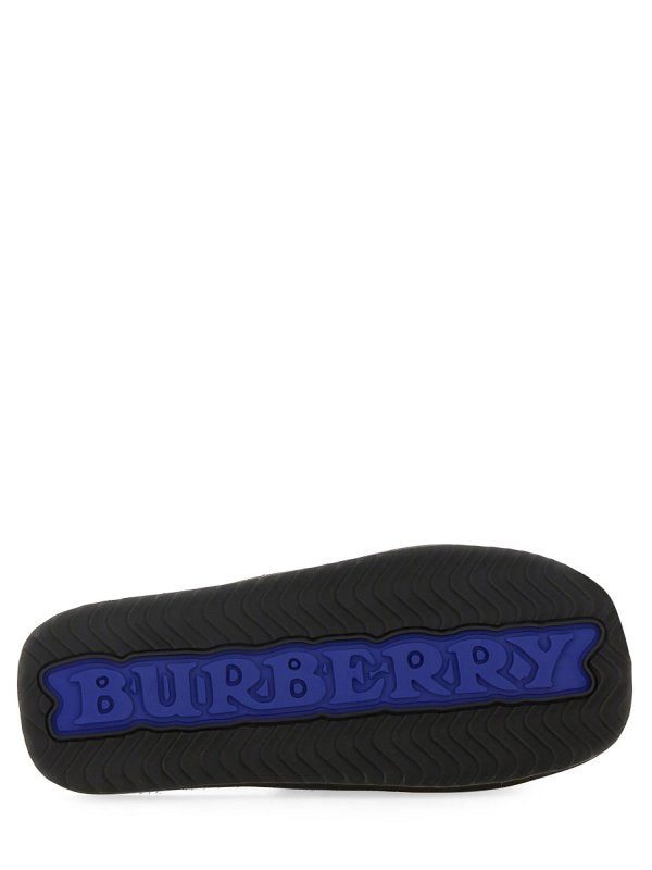Burberyy Checkered Trek Slides In Grain