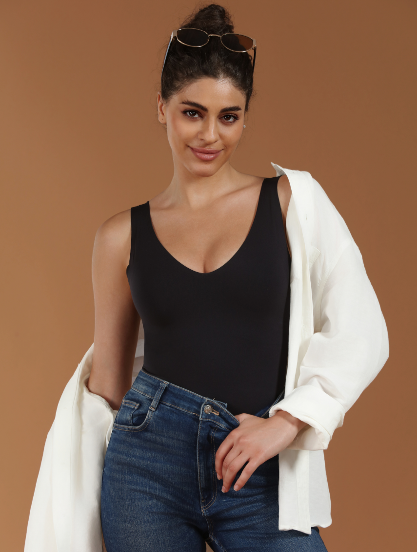 Comfelie Classic V-neck Bodysuit