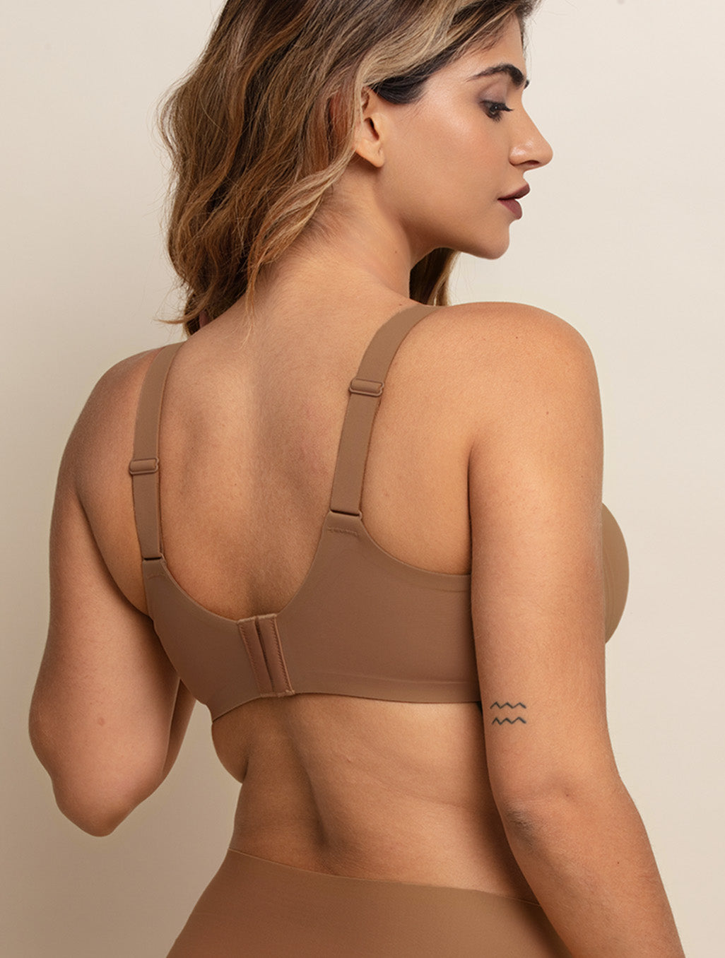 Zero Gravity Sculpt Plunge Mesh Bra