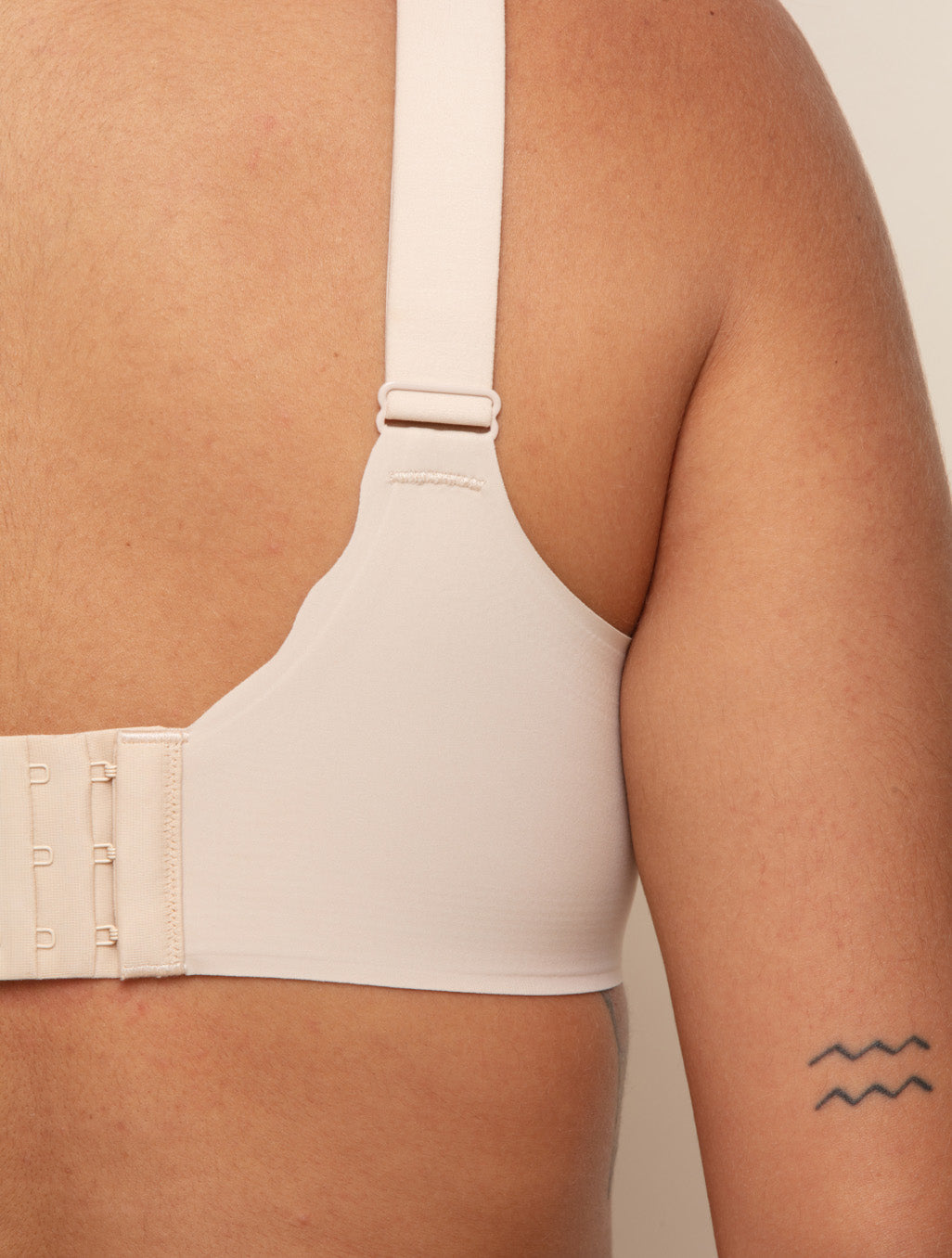 Comfelie Airlite Breathable Seamless Bra with Scallop Edges