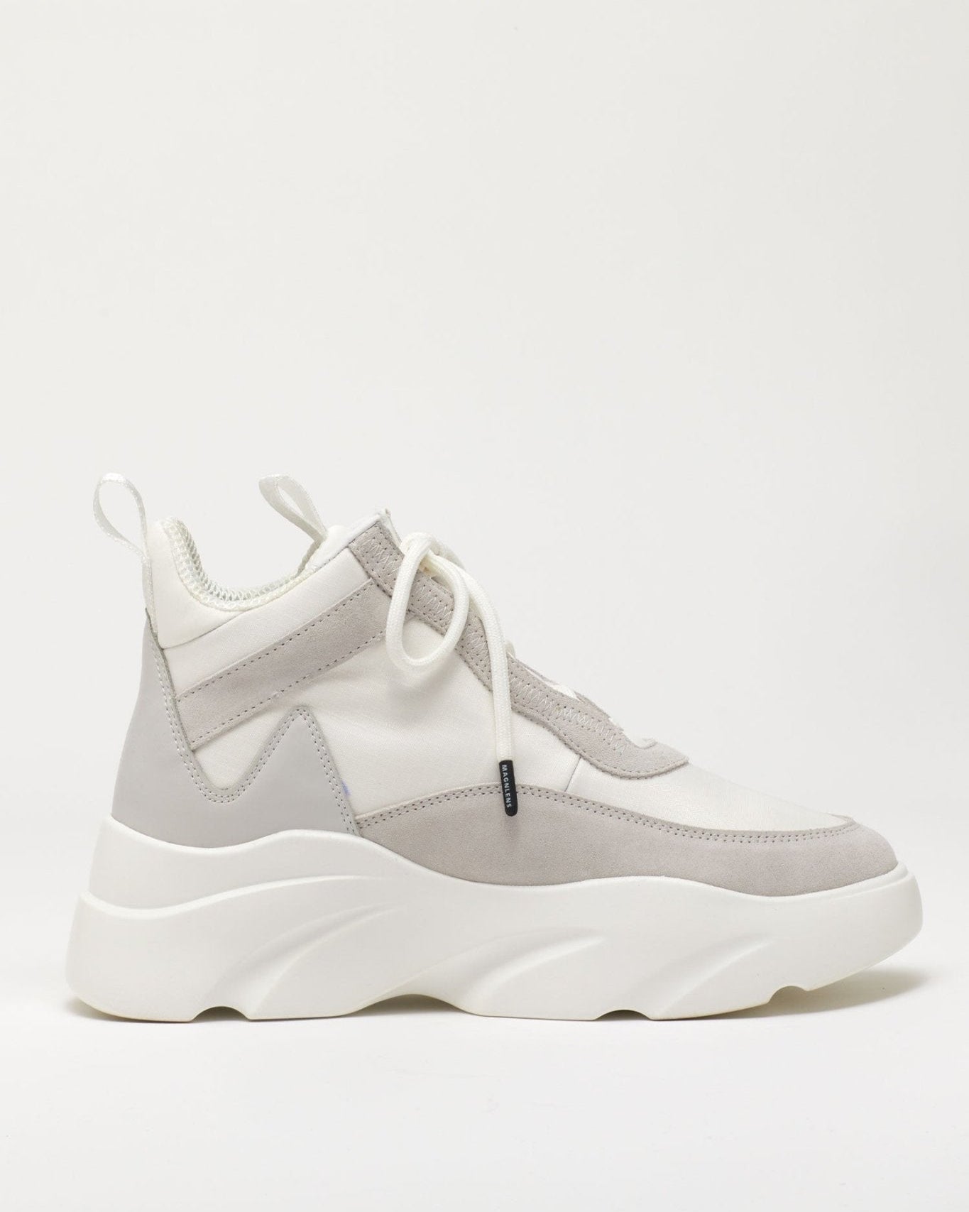 High Top Lace Up Sneakers - Magnlens